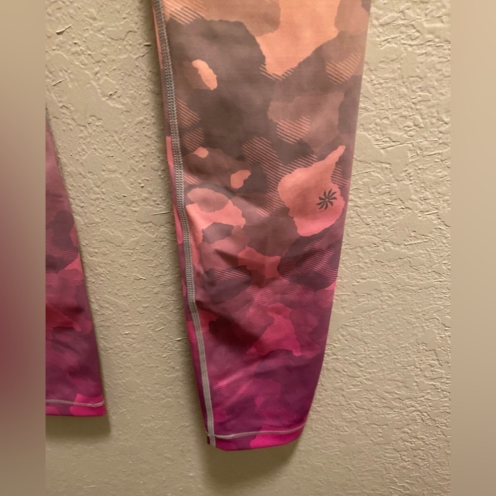 Athleta Girl Ombre Camo Tight Leggings Size XL - Picture 3 of 10